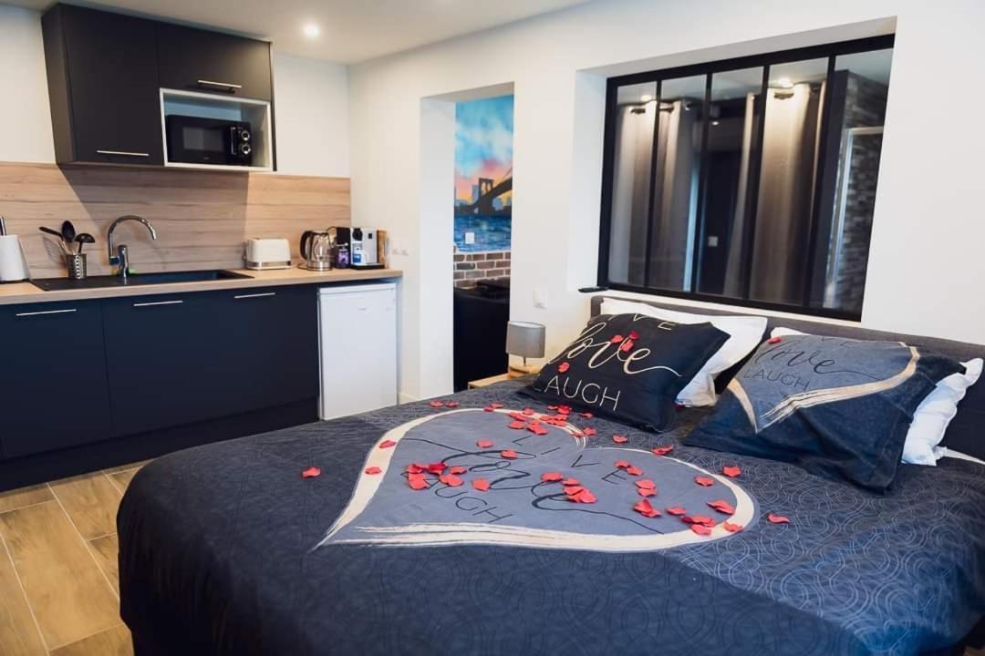 Charmante Residence De Tourisme Avec Jacuzzi Crecy-la-Chapelle Ngoại thất bức ảnh